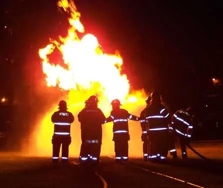 Голям пожар в София, изгоря част от ромската махала