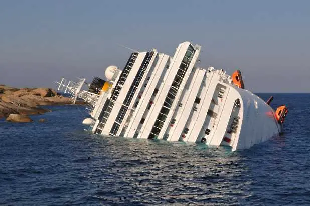 Costa Crociere предлага по 11 хил. евро обезщетения на пътниците от потъналия лайнер 