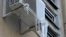 Ледена висулка прати столичанин в болница
