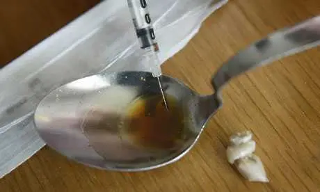 Учени разработват ваксина срещу хероин
