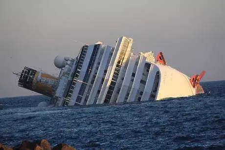 Започна изпомпването на горивото от Costa Concordia