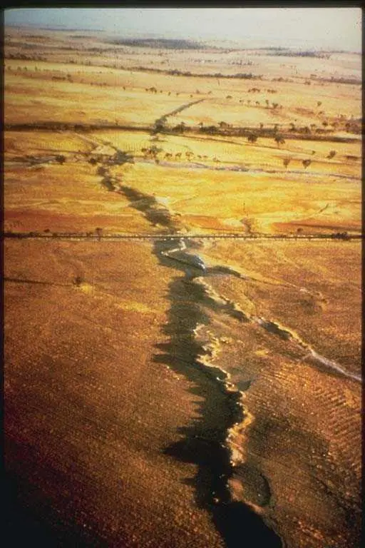 Мощно земетресение люля Австралия