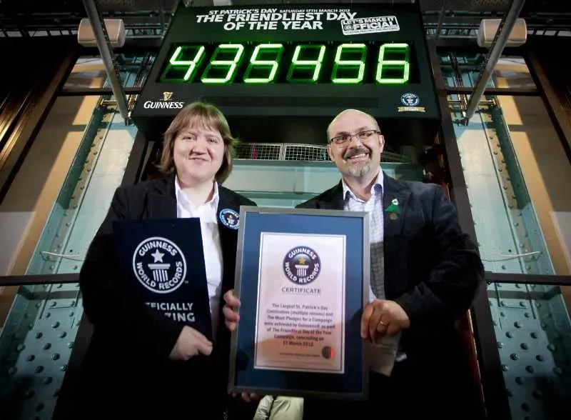 Близо 500 000 души от цял свят поставиха нов рекорд по инициатива на бирата GUINNESS