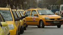 Десетки таксита от Пловдив идват на протест в София