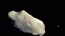 Два астероида се разминаха със Земята