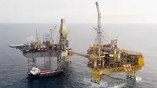 Газ изтича от взривоопасна платформа в Северно море