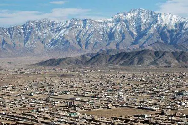 Експлозии и престрелки разтърсиха Кабул