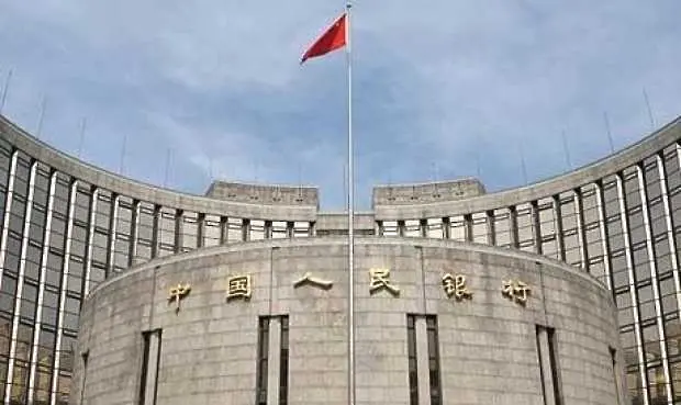 Китай стимулира банките да заемат повече