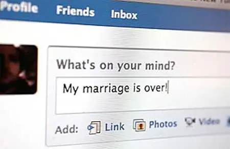 Индийка се развежда заради Facebook