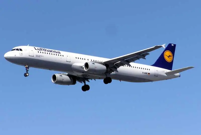  Lufthansa съкращава 3500 служители