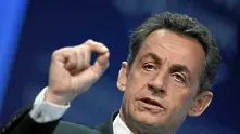Хакери вкараха Саркози в самолетна катастрофа