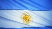 Понижиха рейтинга на Аржентина заради национализация на нефтена компания