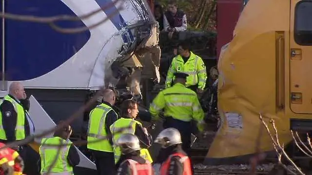 Ранена жена почина след влаковата катастрофа в Холандия