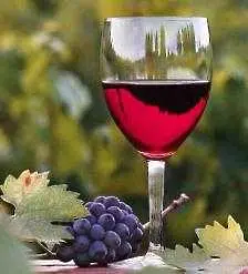 Депутатите се отказаха от решението виното да бъде само от грозде   