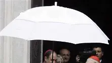 Арестуваха камердинера на папата