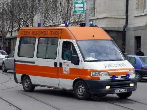 Полицай блъсна жена на кръстовище в София