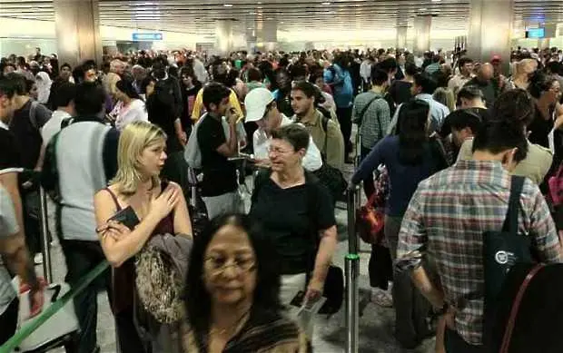 Хийтроу отваря паспортни коридори за пътници с нисък риск