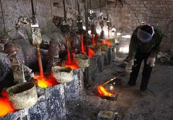 Китай изчерпва запасите си от редки земни метали