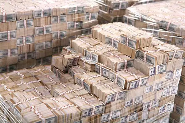 Свръхбогатите в света скриха данъци за $21 трилиона 