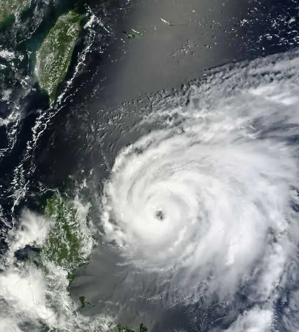 Тайфунът Тембин се насочва към Тайван