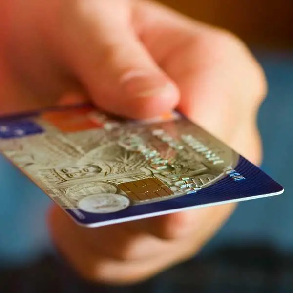 5 странни причини да ви откажат кредитна карта