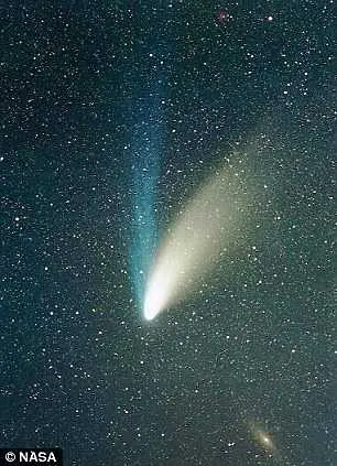 По-ярка от Луната комета ще прелети покрай Земята през 2013 г.