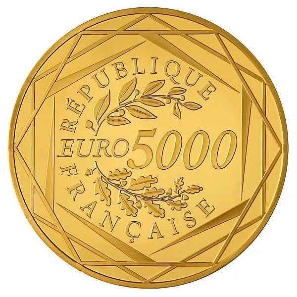 Франция пусна златна монета с номинал 5000 евро