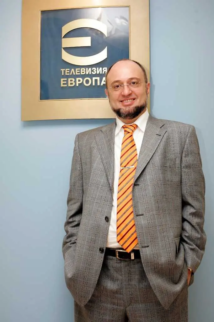 Емил Стоянов напусна Европарламента