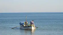 Рибарите без касови апарати още една година   