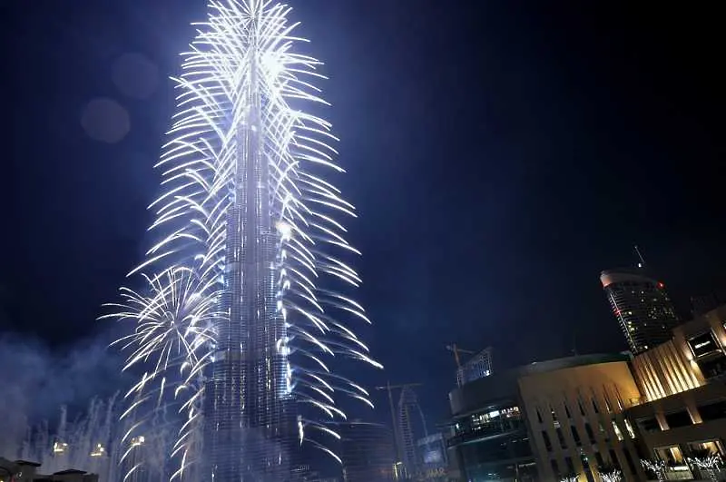 1 милион души посрещат Нова година в най-високата сграда в света