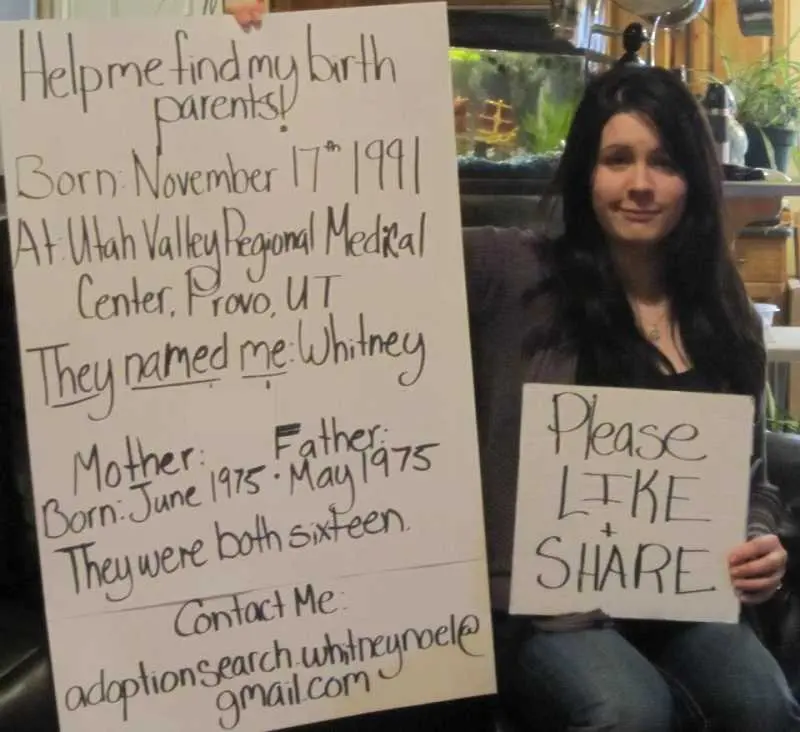 Жена намери биологичните си родители чрез снимка във Facebook