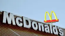 McDonald's плаща $700 хил. обезщетение за нарушаване на мюсюлмански традиции   