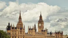 Най-четената книга в британския парламент съдържа скандални съвети