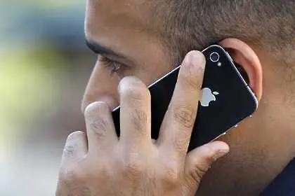 Собствениците на iPhone плащат най-високи месечни сметки за телефон