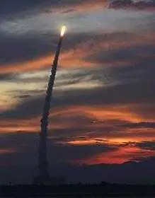Индия изстрелва в Космоса седем сателита