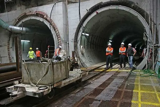 Метрото тръгва към Бизнес парка