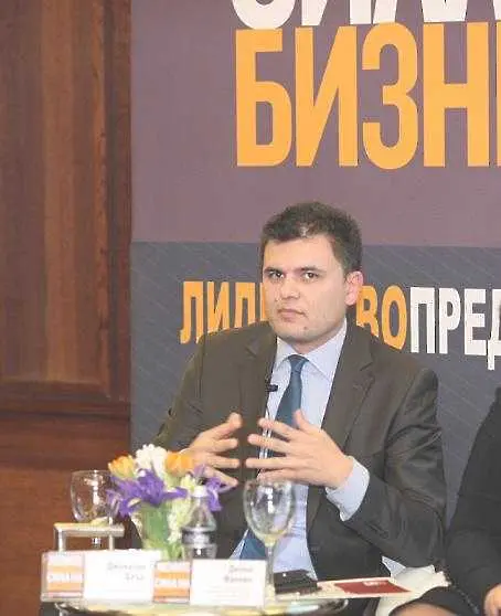 Лъчезар Богданов: Изкривени стимули спъват жените на пазара на труда