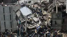 Жена оцеля 16 дни под развалините на срутилата се в Бангладеш сграда