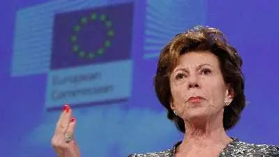 Да не се плаща за роуминг в ЕС поиска еврокомисар Нели Крус