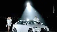 Черно и бяло в две нови, красиви реклами на Lexus