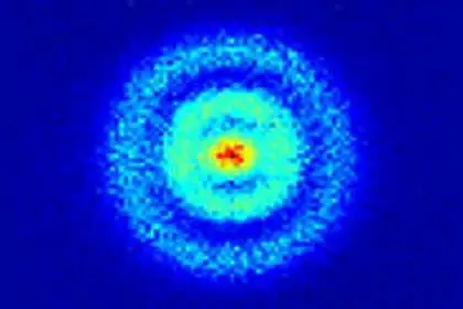Физици заснеха водороден атом с уникална технология