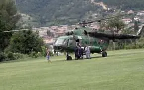 Военен хеликоптер се включи в спасяването на миньорите от Ораново
