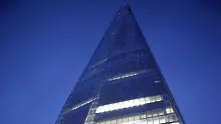 6 активистки изкачват лондонския небостъргач Шард в защита на Арктика