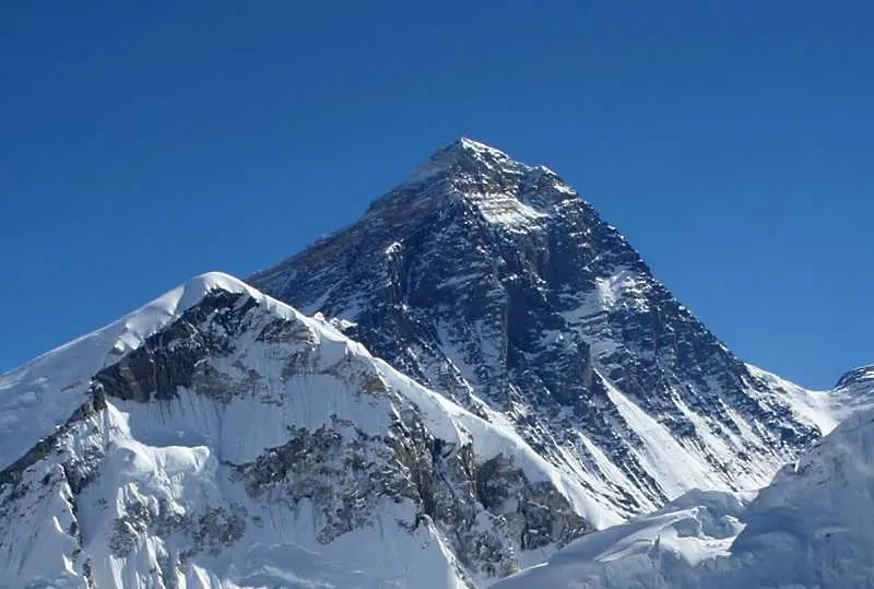 Еверест се сдоби с 4G мобилен интернет