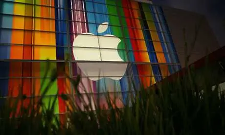 Apple загубиха делото за електронните книги