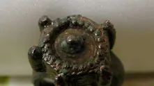 Уникален пръстен-убиец от 14 век откриха на нос Калиакра