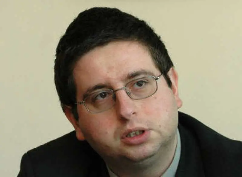 Петър Чобанов категорично отхвърли опасността от гръцки сценарий