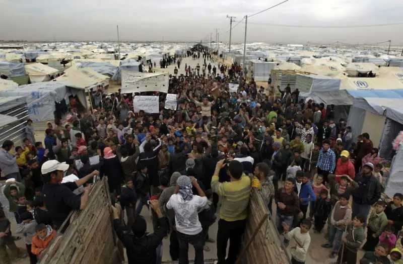 Сирийското посолство: Има опасност някои бежанци да навредят на България