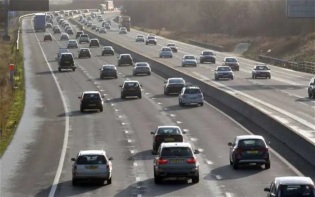 ЕК обмисля ограничение на скоростта на автомобилите до 120 км. в час в ЕС