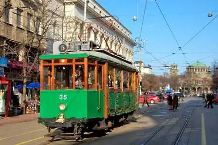 Siemens показва един от първите исторически трамваи на София 